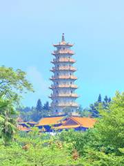 Thousand Buddha Pagoda