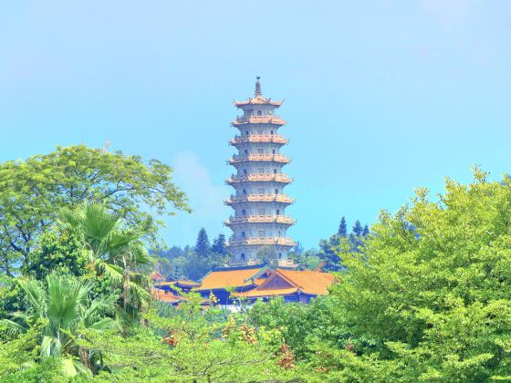 Thousand Buddha Pagoda