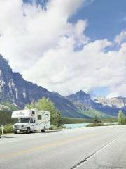 Waterfowl Lakes