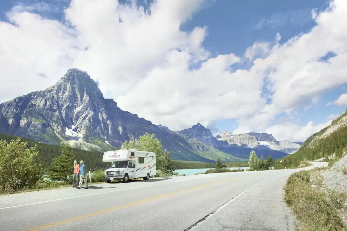 Hotels near Waterfowl Lakes