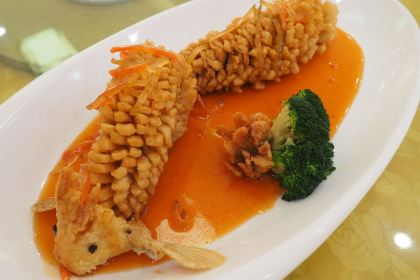 新海成美食街