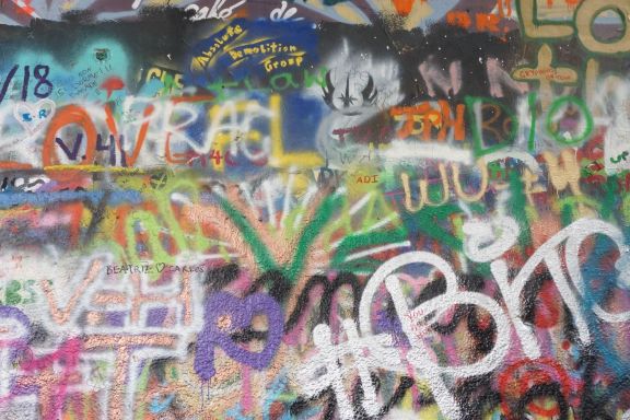 ジョン レノンの壁 プラハ の旅行レビュー Trip Comトラベルガイド