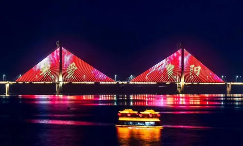 Xinshenyun Hanjiang River Cruise