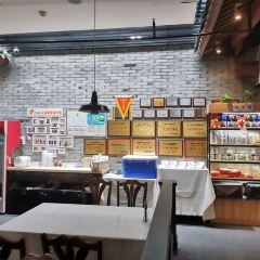 Tie Ge Bi ( Yue Hu Sheng Yuan ) User Photo