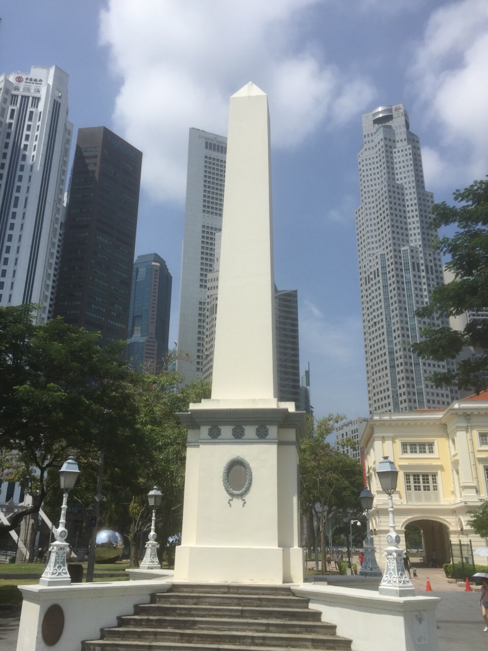 100thk133o9gx3ksg514D.jpg