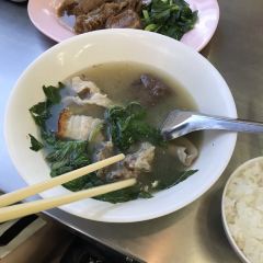 Kha Mu Charoensang Silom User Photo