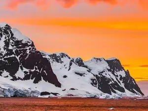 南極海峽