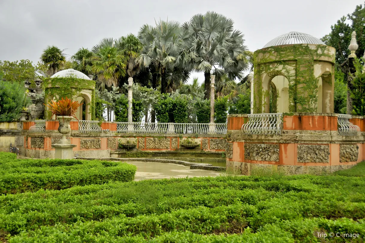 5_Vizcaya Museum & Gardens