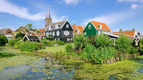 Marken