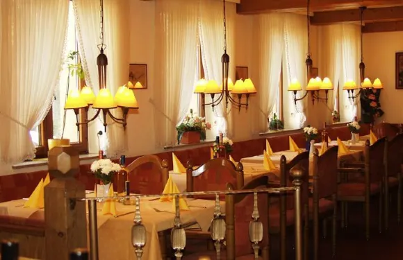 哈牙法貝爾酒店