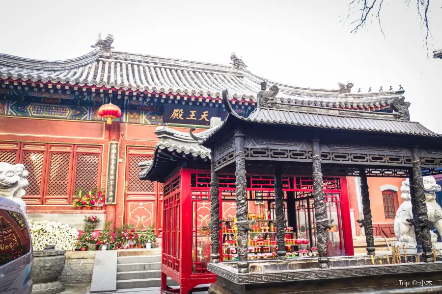 Хуанхуа храм