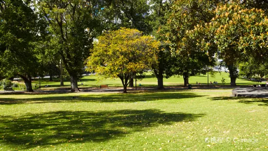 Flagstaff Gardens