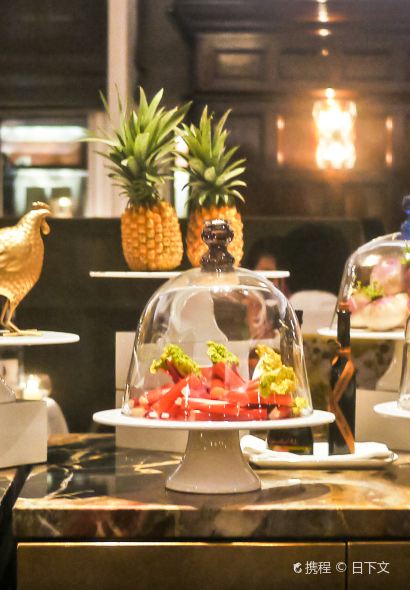 Hélène Darroze at The Connaught