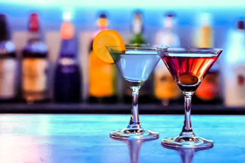 Full Moon Bar and Restaurant