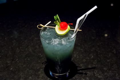 Horizon Rooftop Restaurant and Bar