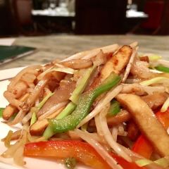 YI LONG COURT ảnh của người dùng