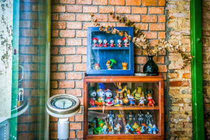 One Chun Cafe & Restaurant