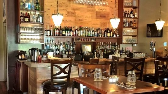 La Spezia Restaurant and Wine Bar