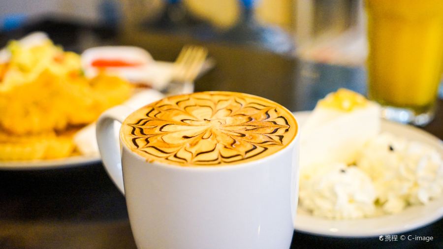 Bemo Corner Coffee Shop