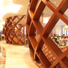 DOLPHIN ALL DAY DINING User Photo