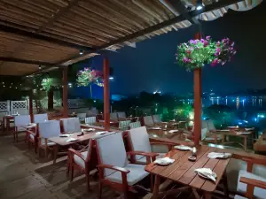 Cau Go Restaurant