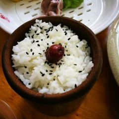 MINGUOHAIXIANJIAOZILOU User Photo