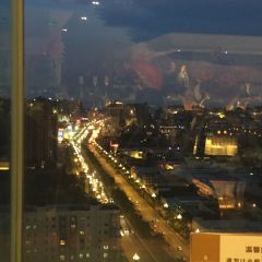 荣誉国际酒店·云顶旋转餐厅 User Photo