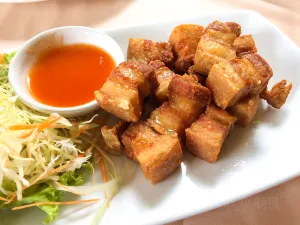Raya Restaurant