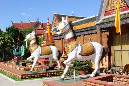 ワット・プレアー・プロム・ロァト周辺のホテル