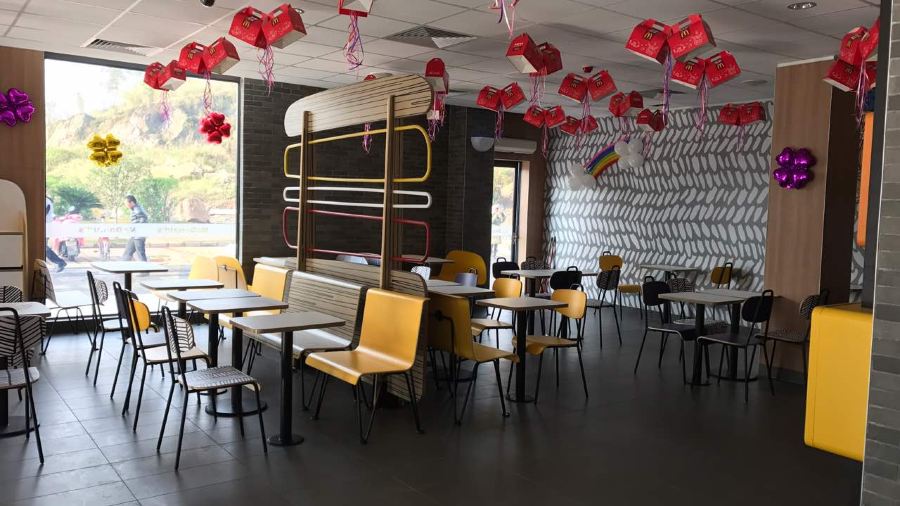 麦当劳(良村公路得来速分店)