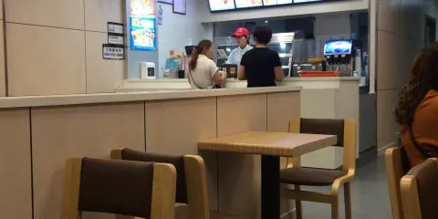 魯道夫漢堡炸雞(田莊路店)