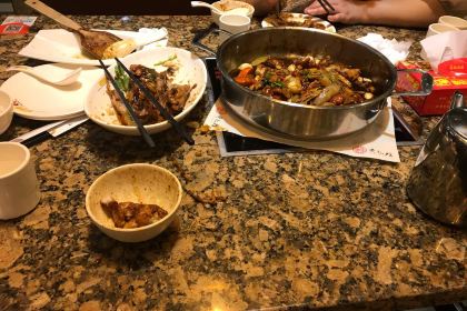 黄记煌三汁焖锅(天鸿店)