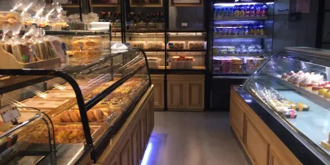 麥香村(大潤發店)