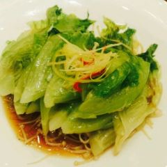 LUBANZHANG BRAISED SEA CUCUMBER WITH SCALLION 여행 사진