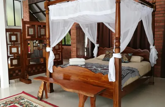 哥達巴魯ALA河景度假屋