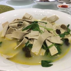 DE BAN ZHUANG YUAN CAO TANG CAN TING 여행 사진