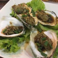 Song Pee Nong 2 User Photo
