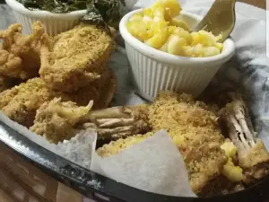 LV's Restaurant