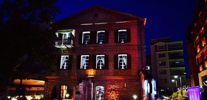 Tasfabrika Cafe & Restaurant