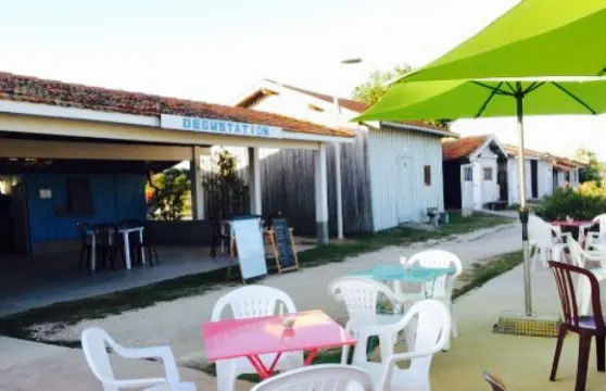 Bergez Bernard Cabane Number 8