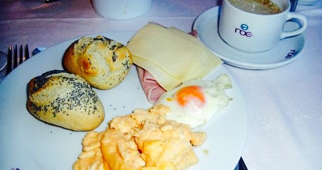 Roc Leo Hotel Restaurante buffet