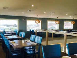 Steamers Restaurant & Catering