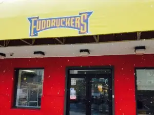 Fuddruckers