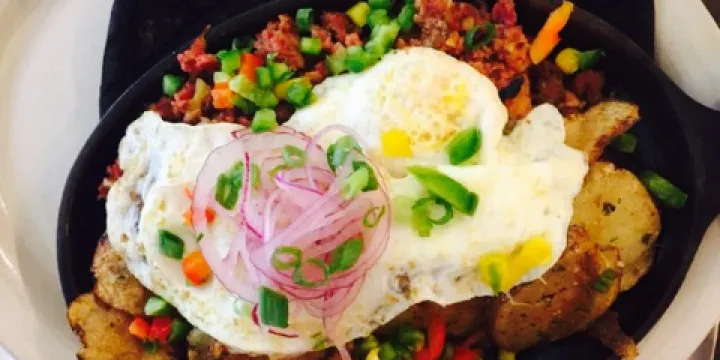 James' Breakfast and More