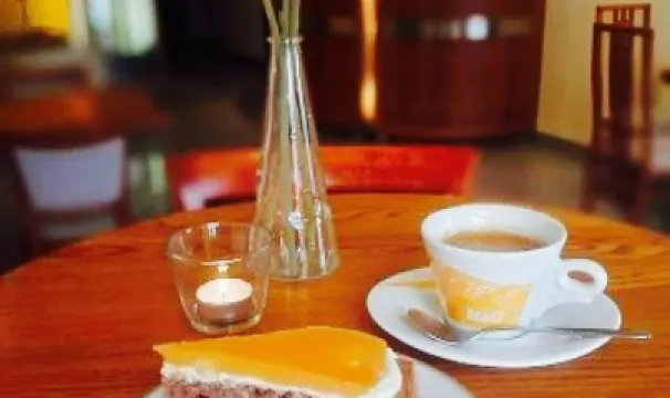 Stage Club And Restaurant