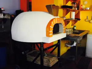 M & J Royal Pizza
