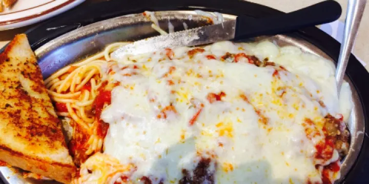 Cagney's Restaurant & Pizzeria