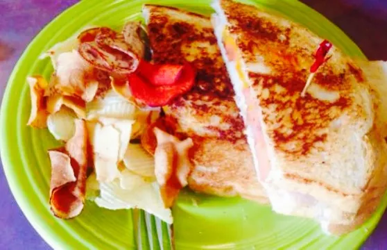 Old World Cafe and Ice Cream