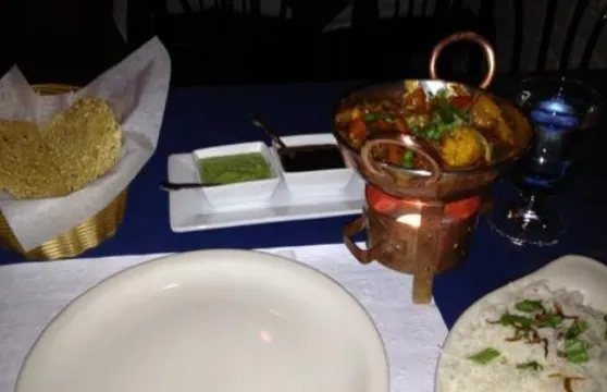 Sapphire Restaurant & Lounge