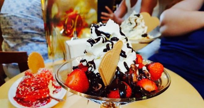 Eiscafe Dolomiti